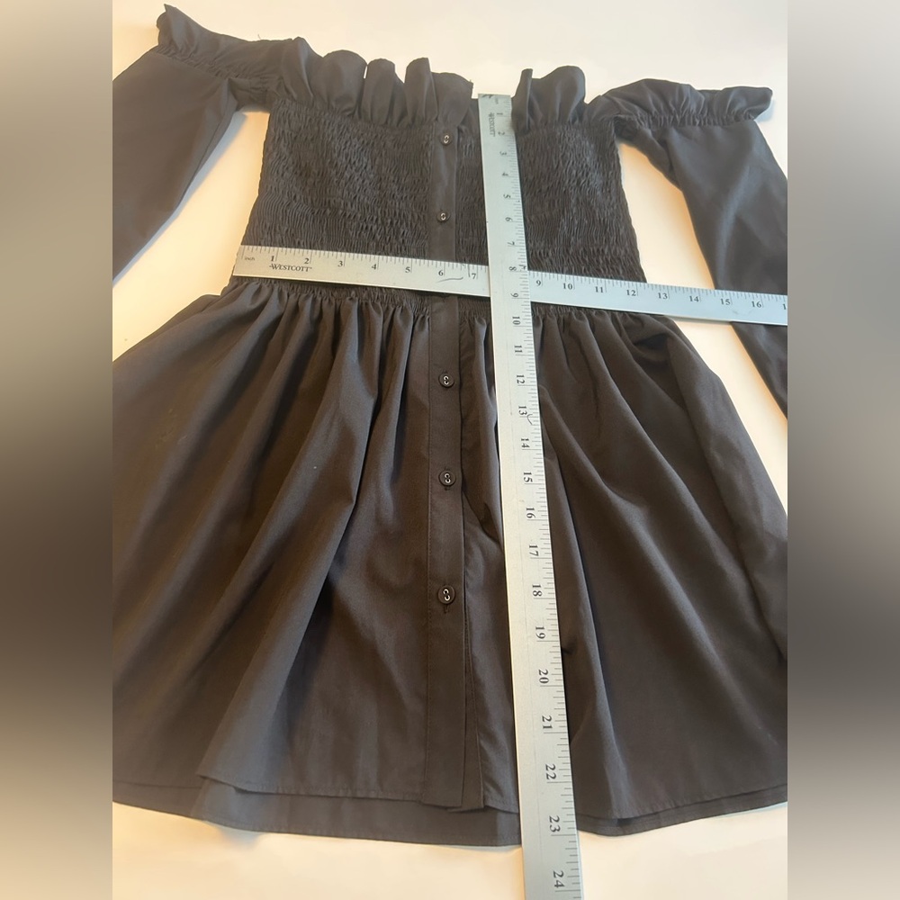 Luxe by Stylekeepers, black, off-shoulder, smocked-bodice, flowing bottom. Sz M - Picture 11 of 12